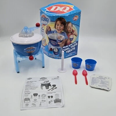 Dairy Queen BLIZZARD Maker Cool Tasty Treats DQ Ice Cream SpinMaster Foto 1 de 4