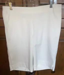 NIKE Dri-Fit Pull-On 11" Bermuda Golf Shorts-Cream-Women's Size M-Elastic Waist - Picture 1 of 8