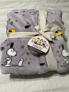 Peanuts Snoopy Mummy Halloween Throw Blanket Berkshire Fleece 60x90” - Picture 1 of 6