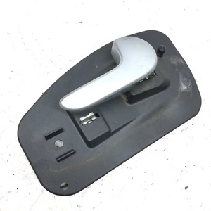 VAUXHALL CORSA C 1.2 PETROL INTERIOR DOOR HANDLE REAR RIGHT DRIVERS 2003 - 2006 - Picture 1 of 2