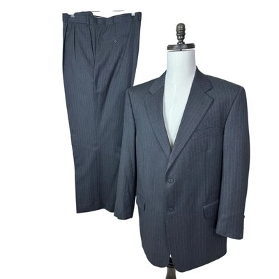 Savile Row Men's Gray Pinstripe Wool Suit 2 Button 100% Wool Made In Canada - Image 1 of 4
