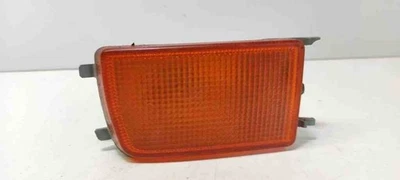 Segnale di svolta anteriore destro VW GOLF III Variant 1H5 1H0953156C 1.90 Diesel 31386773 - Immagine 1 di 4