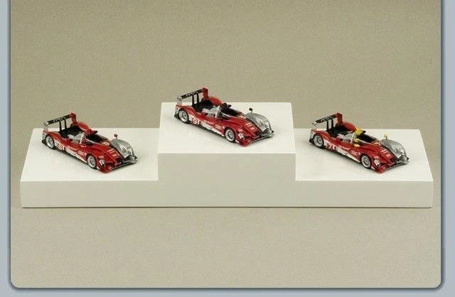 Spark Model S87PO10 PODIUM AUDI LE MANS 2010 1:87 Modellino - Immagine 1 di 1