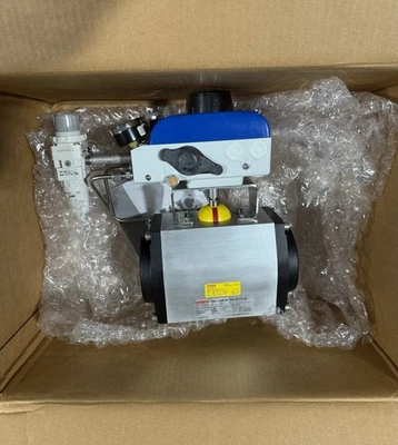 Actuador neumático ROTORK GT / GTWNU 110 x 90 con posicionador VAC V200E *NUEVO* Foto 1 de 4