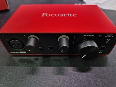 Focusrite Scarlett Solo – interfaccia audio USB (3ª gen) - Immagine 1 di 4