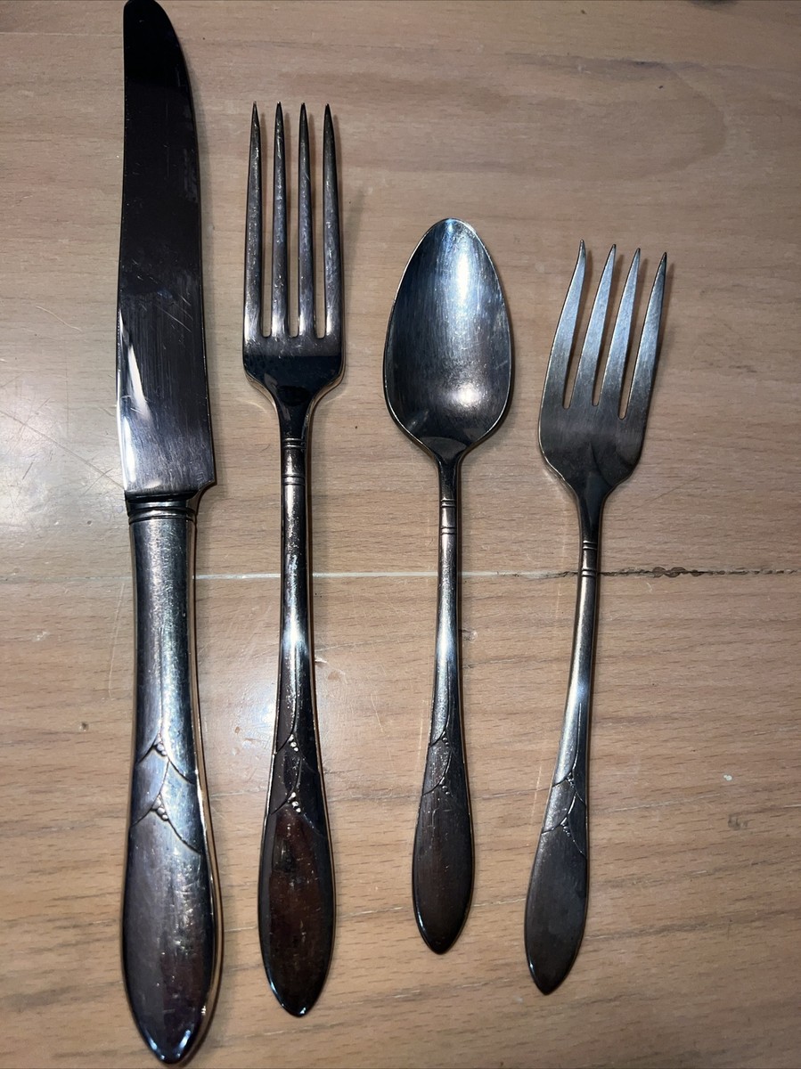 Lady Hamilton Silverplate Antique US Silver-Plated Flatware Lady Hamilton Silverplate Antique US Silver-Plated Flatware