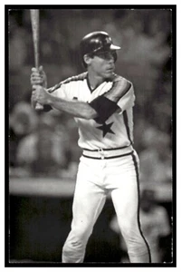 Phil Garner (1984) Houston Astros Vintage Baseball Postcard PCHA - Picture 1 of 2