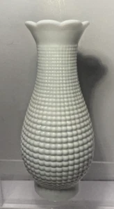 VINTAGE FENTON HOBNAIL CHIMNEY LAMP SHADE GLOBE Ruffle 2 7/8”Fitter 10" HEIGHT - Picture 1 of 8