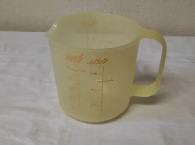 Pichet en plastique gradué Tupperware 120 cl - Photo 1/3