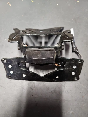 support plaque suzuki 750 gsr de 2014 - Photo 1/3