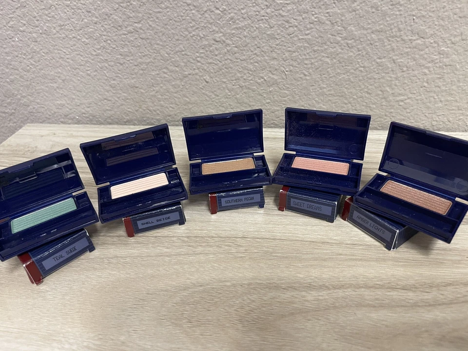 Lot of 5-Vintage Avon 1993 Silk Finish Eyeshadow Singles New old Stock - Image 1 of 4