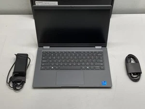Dell Laptop Latitude 3450 14" Intel Core i5-1335U 256GB - Black - Picture 1 of 5