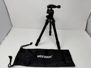 Mini trípode de escritorio de metal NEEWER TP09 con cabeza esférica, compacto ligero de 20" - Imagen 1 de 15