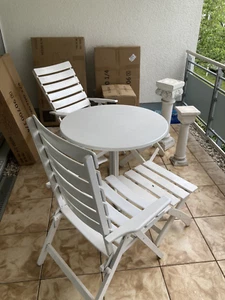 Gartenmöbelset Gebraucht: 1 Tisch +2 Stühle + 2 Füssstütze - Bild 1 von 5
