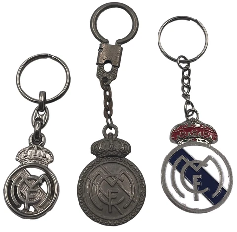 REAL MADRID lot of OLD 3 KEY CHAINS Different condition and Years RETRO Cover