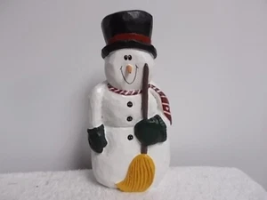Statua statuina pupazzo di neve e scopa Natale Eddie Walker Midwest 7 5/8" - crepa - Foto 1 di 6