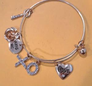 GoldTone Spring Wire  Quartz/Rhinestone  Rose Flower Love Romance Theme Bracelet - Picture 1 of 12