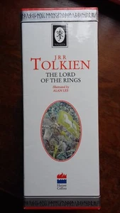 Vintage JRR Tolkien Silver Box Set : The Lord of The Rings : 3 x Paperback, 1996 - Picture 1 of 6