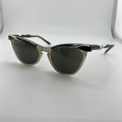 Vintage U/Z Cat Eye Black & Silver Sunglasses 5 1/2 USA Made - Image 1 of 4