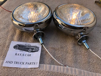 NEW PAIR OF SMALL 6-VOLT CLEAR COLOR VINTAGE STYLE DRIVING LIGHTS ! - Image 1 of 4