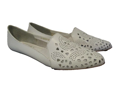Sandra Miller HARMON White Perforated Leather Gusset Flats Shoes Sz 8.5 M - Image 1 of 4