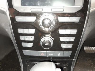 HAVAL H2 HEATER AC CONTROLS 06/2015-02/2021 696472 - image 1 of 4