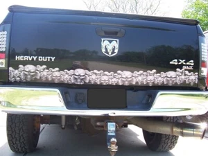 Calcomanías/pegatinas gráficas para puerta trasera de pila de calaveras para todas las camionetas SUV Ram Tundra Chevy - Imagen 1 de 3