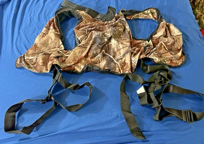 AMERISTEP FULL BODY SAFTEY HARNESS - Tree Stand- 300 lb. capacity Roofing Hunt - Image 1 of 4