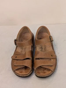 Finn Comfort Germany Women's size 40 Leather Sandals 3 strap brown - Picture 1 of 7