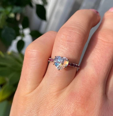 Moonstone and Ruby natural gemstone Ring, 14 Karat White Gold, 7US, Certified - Image 1 of 4