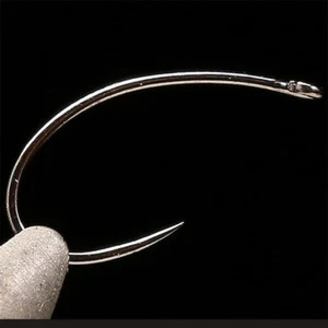 GANCHO SIN BARBLES NINFA CURVO KONA BC3 NINFA CADDIS CHECO - Atar mosca - Paquete de 30 ¡NUEVO! - Imagen 1 de 2