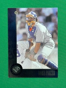 1996 Leaf Baseball #200 Mike Piazza - Picture 1 of 2