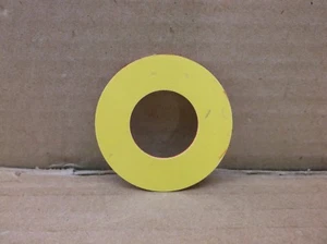 E22VA2 Eaton Cutler Hammer NEW 22MM Yellow 45MM Diameter Legend Plate E22-VA2 *  - Picture 1 of 2