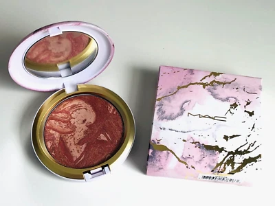 NIB Authentic MAC Electric Wonder Iridescent Powder in INTO ETERNITY (Rosy Pink) - Image 1 of 4