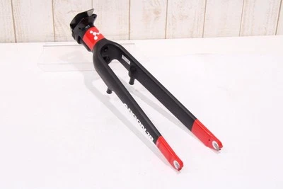 ARGON 18 E118 Carbon Fork 700c QR 100mm Excellent Condition - Image 1 of 4