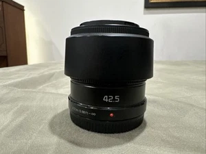 Panasonic LUMIX G 42.5mm F1.7 ASPH. POWER OIS H-HS043 Prime Lens - Black - Picture 1 of 4