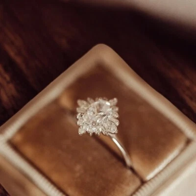 Engagement Diamond Ring Lab Grown Oval 1.60 Carat IGI Certified 18k Yellow Gold - Image 1 of 4