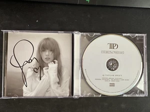Taylor Swift - The Tortured Poets Department CD with HAND SIGNED Heart Photo ✍️ - Picture 1 of 3
