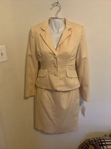 NWT Kay Unger Women’s 2-Pcs. Skirt Suit Yellow/Pink Color Size 6.Vintage. - Picture 1 of 11