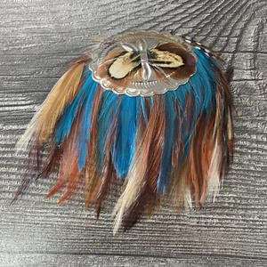 Feder & Silberfarbene Brosche - Bild 1 von 6