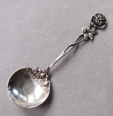 De colección. / Antigua cuchara de azúcar de plata 800 con motivo de rosa cuenco y mango - 4 3/8" de largo Foto 1 de 4