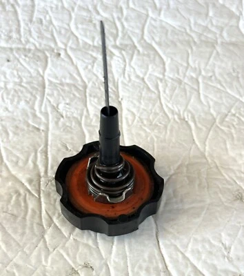 Power Steering Reservoir Cap Fits 2011-2025 GMC Sierra 2500 HD 83BH49X - Image 1 of 2