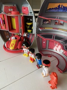 Ryan's World Mystery Adventure Playset Silver Egg & 6 Figures and Red Titan Car - Picture 1 of 6