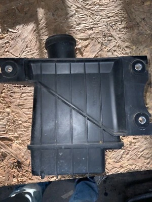 Resonador de cámara de admisión de aire MAZDA CX-7 07-12 OEM Foto 1 de 2