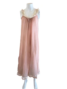 Womens M mauve lace full length white semi sheer nightgown robe pajama peignoir - Picture 1 of 5