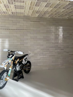 modellino moto motocross - New Ray HUSQVARNA FC450 N.27 MALCOLM STEWART 1:12 - Immagine 1 di 4