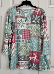 ALFRED DUNNER WOMEN'S TOPS KEY HOLE NECK REINDEER PATCHWORK TUNIC 3/4 SLEEVE - Picture 1 of 5