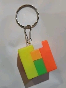 Minecraft Block Keychain - Picture 1 of 7