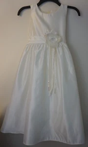 AMJ Dresses Girl Size 8 Bridesmaid Wedding Pageant Dress Preowned New Never Worn - Picture 1 of 5
