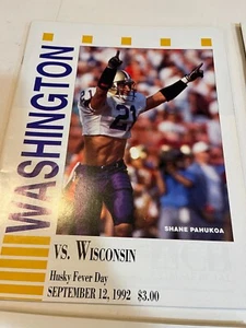 NCAA College Football Program 1992 Washington Huskies Wisconsin Shane Pahukoa - Picture 1 of 2